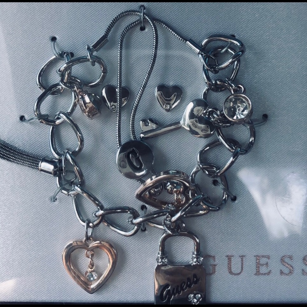 Bracelet